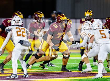 Thumbnail 2 in Mead @ Windsor photogallery.