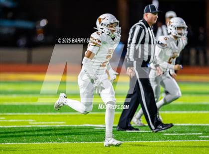 Thumbnail 3 in Mead @ Windsor photogallery.