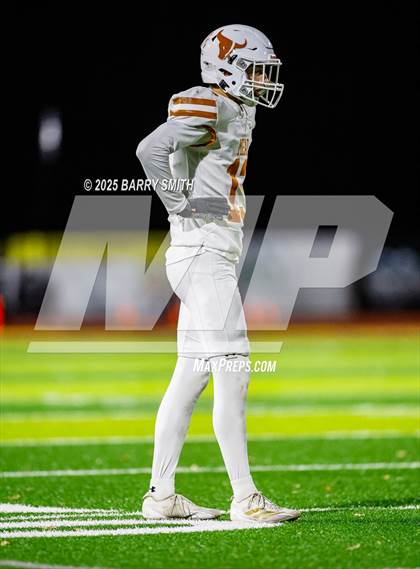 Thumbnail 3 in Mead @ Windsor photogallery.