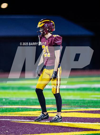 Thumbnail 2 in Mead @ Windsor photogallery.