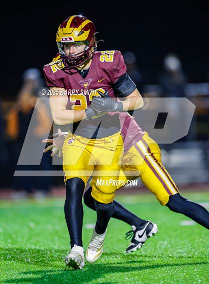 Thumbnail 2 in Mead @ Windsor photogallery.