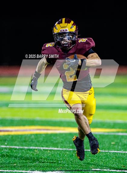 Thumbnail 3 in Mead @ Windsor photogallery.