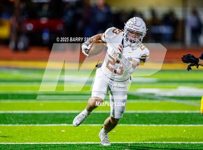 Thumbnail 3 in Mead @ Windsor photogallery.