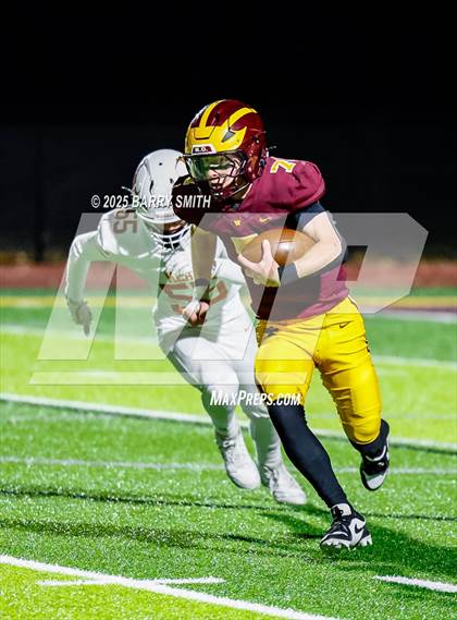 Thumbnail 2 in Mead @ Windsor photogallery.