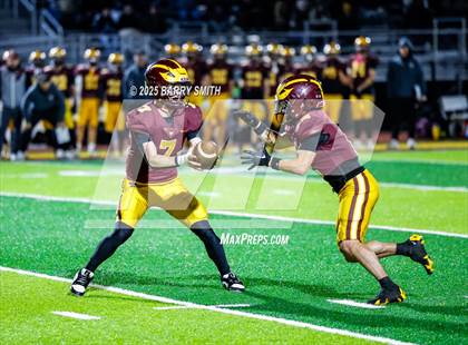 Thumbnail 2 in Mead @ Windsor photogallery.