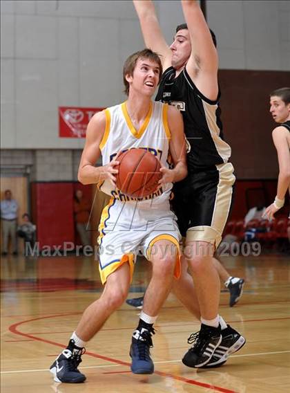 Thumbnail 1 in Desert Christian vs. Tarbut V'torah (CIF SS D6-AA Final) photogallery.