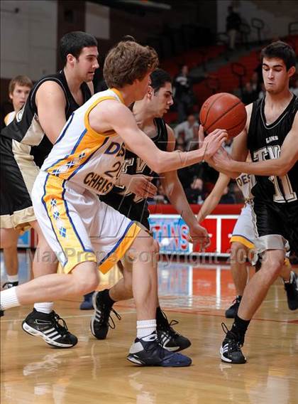 Thumbnail 3 in Desert Christian vs. Tarbut V'torah (CIF SS D6-AA Final) photogallery.