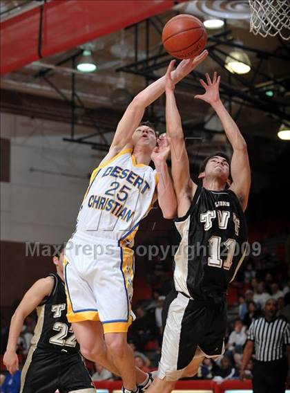 Thumbnail 2 in Desert Christian vs. Tarbut V'torah (CIF SS D6-AA Final) photogallery.