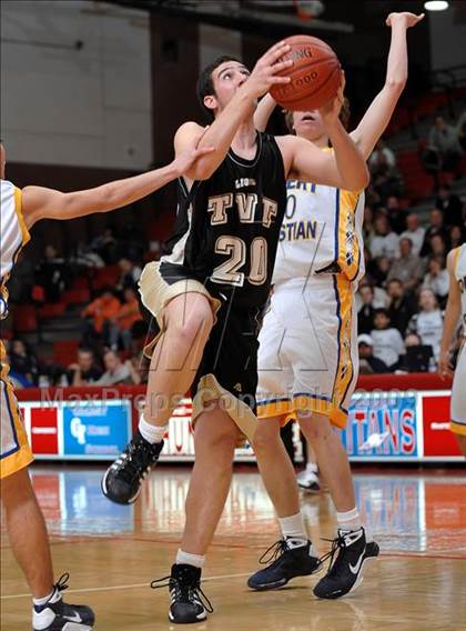 Thumbnail 2 in Desert Christian vs. Tarbut V'torah (CIF SS D6-AA Final) photogallery.