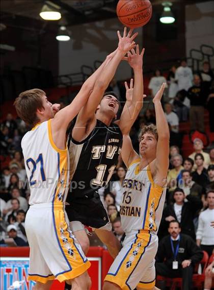 Thumbnail 3 in Desert Christian vs. Tarbut V'torah (CIF SS D6-AA Final) photogallery.
