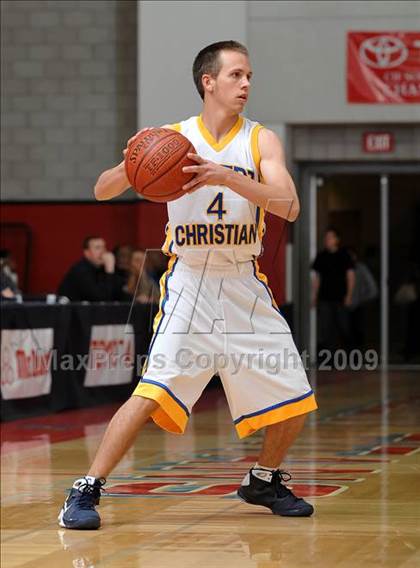 Thumbnail 3 in Desert Christian vs. Tarbut V'torah (CIF SS D6-AA Final) photogallery.
