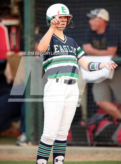 Thumbnail 2 in V.R. Eaton vs Keller (UIL 6A Regional Final Game 2) photogallery.