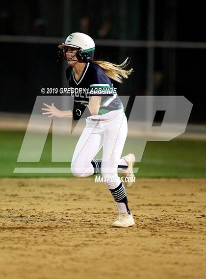 Thumbnail 2 in V.R. Eaton vs Keller (UIL 6A Regional Final Game 2) photogallery.