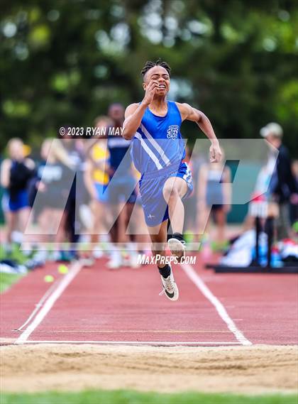 Thumbnail 1 in PAAC Championships photogallery.