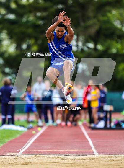Thumbnail 2 in PAAC Championships photogallery.
