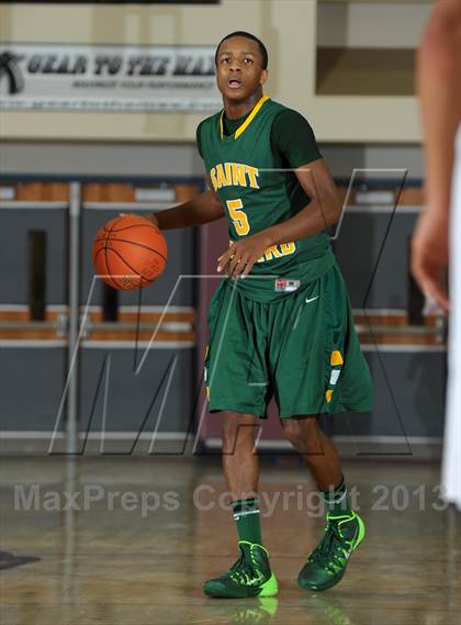 Thumbnail 2 in Westchester vs. St. Edward (MaxPreps Holiday Classic) photogallery.