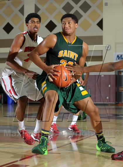 Thumbnail 3 in Westchester vs. St. Edward (MaxPreps Holiday Classic) photogallery.