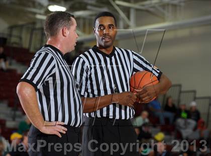 Thumbnail 3 in Westchester vs. St. Edward (MaxPreps Holiday Classic) photogallery.
