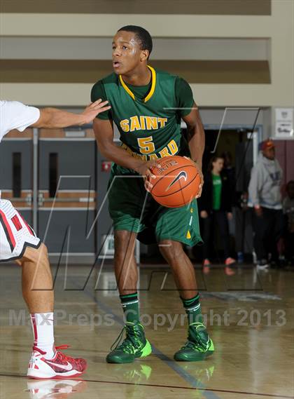 Thumbnail 3 in Westchester vs. St. Edward (MaxPreps Holiday Classic) photogallery.