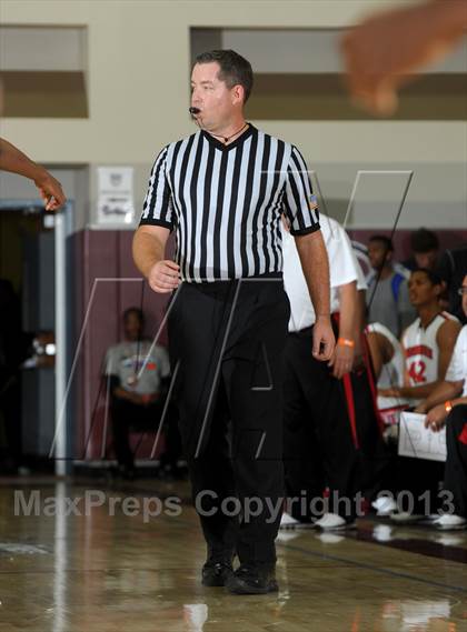 Thumbnail 3 in Westchester vs. St. Edward (MaxPreps Holiday Classic) photogallery.