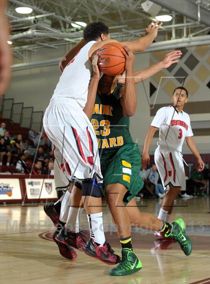 Thumbnail 3 in Westchester vs. St. Edward (MaxPreps Holiday Classic) photogallery.