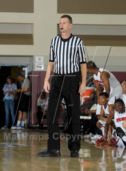 Thumbnail 2 in Westchester vs. St. Edward (MaxPreps Holiday Classic) photogallery.