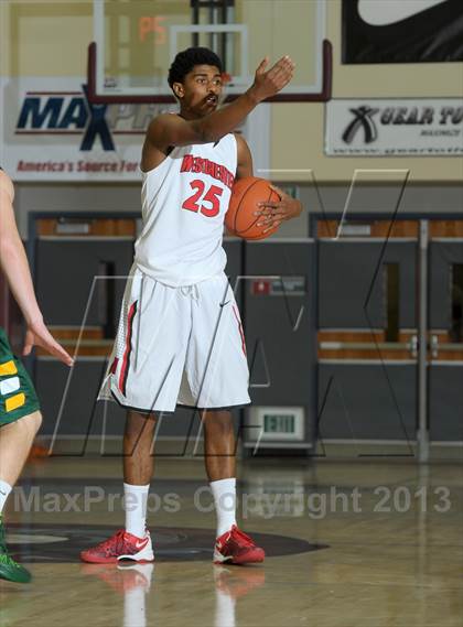 Thumbnail 2 in Westchester vs. St. Edward (MaxPreps Holiday Classic) photogallery.
