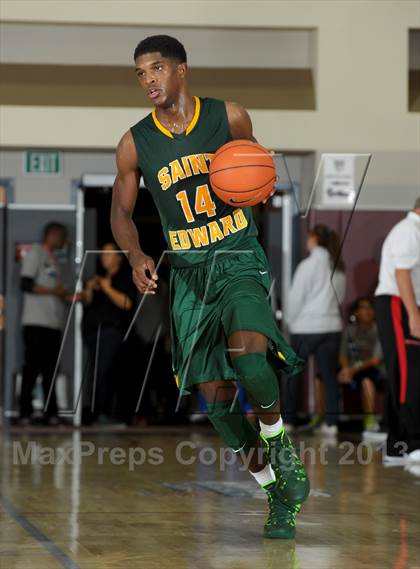 Thumbnail 1 in Westchester vs. St. Edward (MaxPreps Holiday Classic) photogallery.