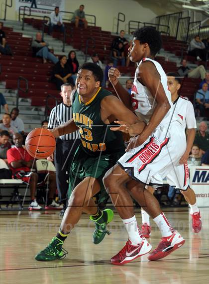 Thumbnail 3 in Westchester vs. St. Edward (MaxPreps Holiday Classic) photogallery.
