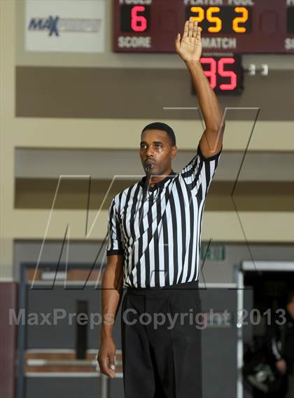 Thumbnail 1 in Westchester vs. St. Edward (MaxPreps Holiday Classic) photogallery.