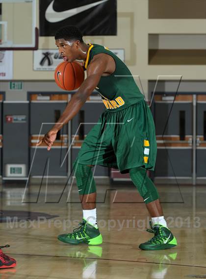 Thumbnail 1 in Westchester vs. St. Edward (MaxPreps Holiday Classic) photogallery.