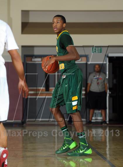 Thumbnail 3 in Westchester vs. St. Edward (MaxPreps Holiday Classic) photogallery.