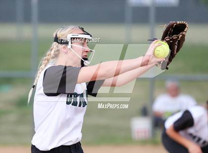 Thumbnail 3 in Mullen @ D'Evelyn photogallery.