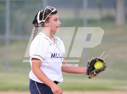 Thumbnail 1 in Mullen @ D'Evelyn photogallery.