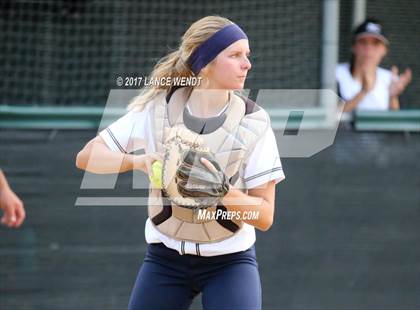 Thumbnail 1 in Mullen @ D'Evelyn photogallery.