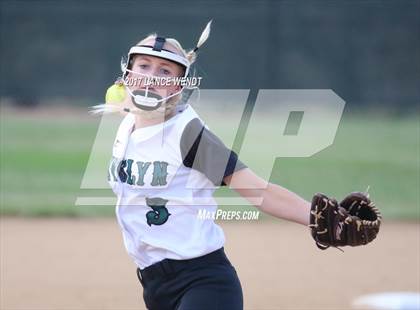 Thumbnail 1 in Mullen @ D'Evelyn photogallery.