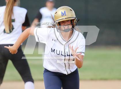 Thumbnail 1 in Mullen @ D'Evelyn photogallery.