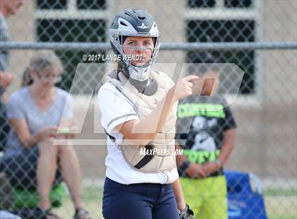 Thumbnail 1 in Mullen @ D'Evelyn photogallery.