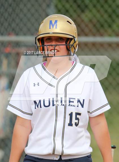 Thumbnail 1 in Mullen @ D'Evelyn photogallery.