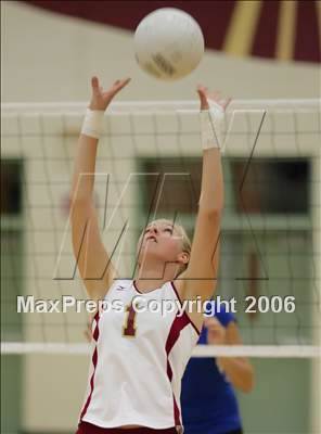 Thumbnail 2 in Lincoln @ Whitney photogallery.