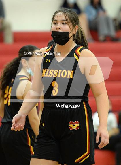 Thumbnail 1 in Mission Viejo vs. Northwood (North South Tournament) photogallery.
