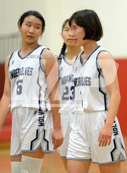 Thumbnail 2 in Mission Viejo vs. Northwood (North South Tournament) photogallery.