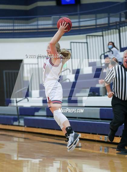 Thumbnail 2 in Skyridge vs. Springville (Cougar Winter Classic) photogallery.