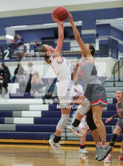 Thumbnail 1 in Skyridge vs. Springville (Cougar Winter Classic) photogallery.