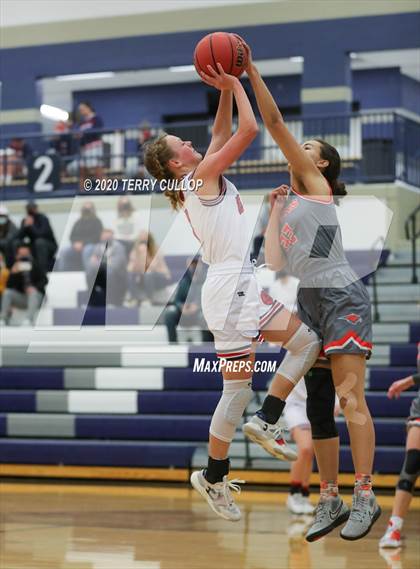 Thumbnail 3 in Skyridge vs. Springville (Cougar Winter Classic) photogallery.