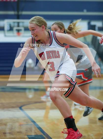 Thumbnail 3 in Skyridge vs. Springville (Cougar Winter Classic) photogallery.
