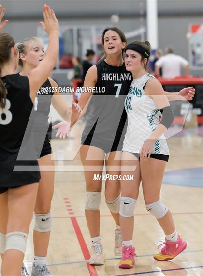 Thumbnail 2 in Orangewood Christian vs Highland (Nike Tournament of Champions – Southwest) photogallery.
