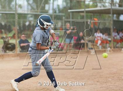 Thumbnail 1 in Apple Valley vs Aquinas photogallery.