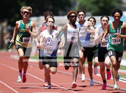 Thumbnail 3 in VHSL State Championships 5&6 (4 x 800) photogallery.