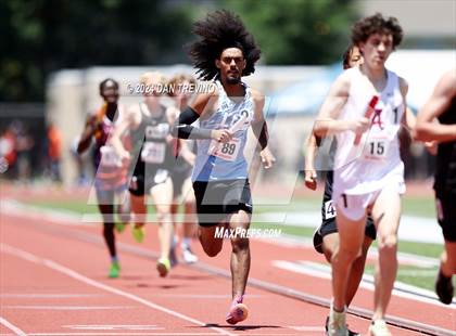 Thumbnail 1 in VHSL State Championships 5&6 (4 x 800) photogallery.